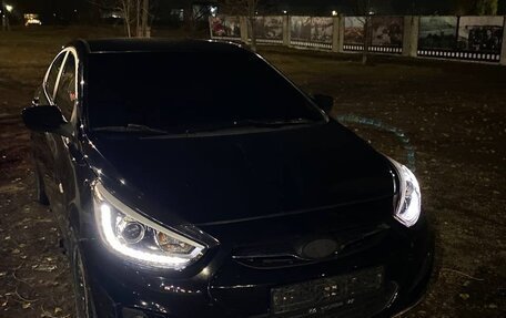 Hyundai Solaris II рестайлинг, 2013 год, 825 000 рублей, 1 фотография