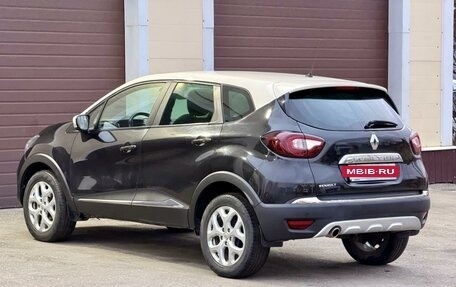 Renault Kaptur I рестайлинг, 2017 год, 1 095 000 рублей, 6 фотография