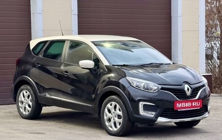 Renault Kaptur I рестайлинг, 2017 год, 1 095 000 рублей, 3 фотография