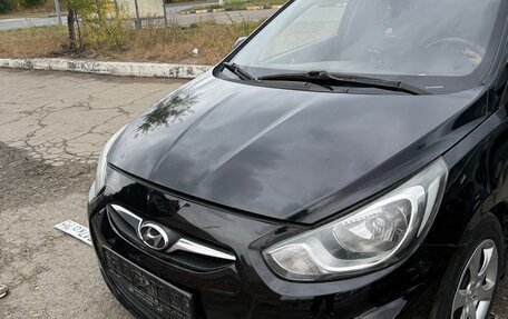 Hyundai Solaris II рестайлинг, 2013 год, 825 000 рублей, 9 фотография