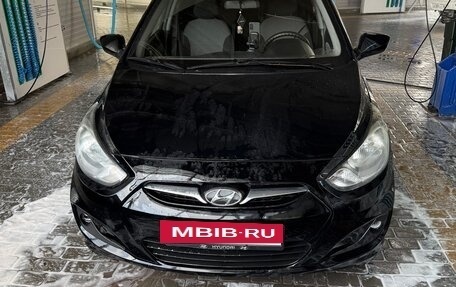 Hyundai Solaris II рестайлинг, 2013 год, 825 000 рублей, 6 фотография