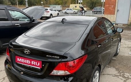 Hyundai Solaris II рестайлинг, 2013 год, 825 000 рублей, 7 фотография