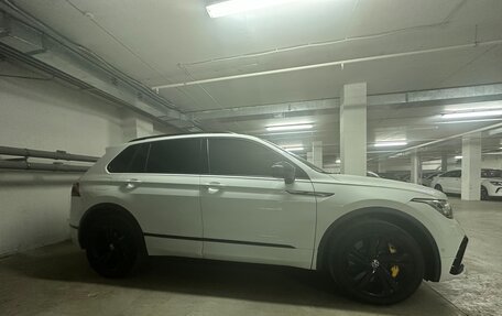 Volkswagen Tiguan II, 2021 год, 5 200 000 рублей, 6 фотография