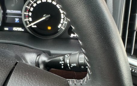 Toyota Land Cruiser 200, 2017 год, 15 000 000 рублей, 5 фотография