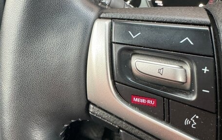 Toyota Land Cruiser 200, 2017 год, 15 000 000 рублей, 6 фотография