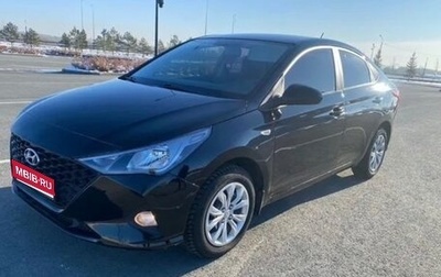 Hyundai Solaris II рестайлинг, 2021 год, 1 550 000 рублей, 1 фотография