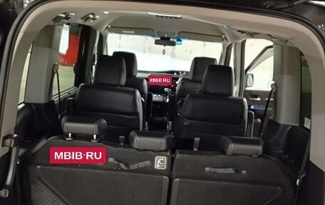 Honda Stepwgn IV, 2016 год, 2 200 000 рублей, 7 фотография