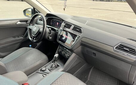 Volkswagen Tiguan II, 2020 год, 1 800 000 рублей, 13 фотография