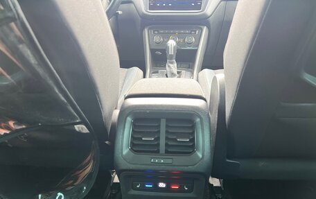 Volkswagen Tiguan II, 2020 год, 1 800 000 рублей, 19 фотография