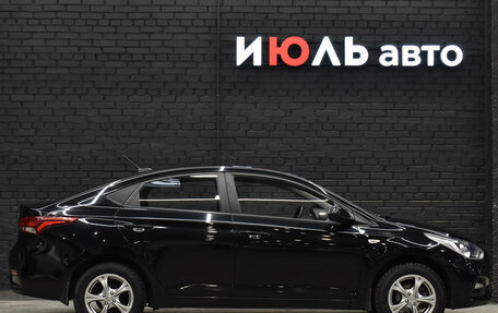 Hyundai Solaris II рестайлинг, 2017 год, 1 200 000 рублей, 9 фотография