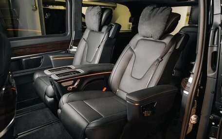 Mercedes-Benz V-Класс, 2023 год, 10 890 000 рублей, 16 фотография