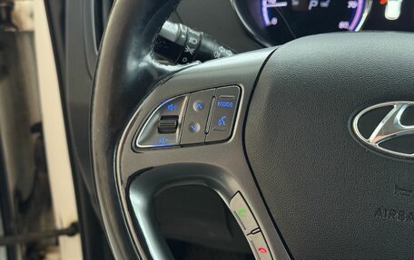 Hyundai ix35 I рестайлинг, 2015 год, 1 300 000 рублей, 12 фотография