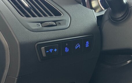 Hyundai ix35 I рестайлинг, 2015 год, 1 300 000 рублей, 10 фотография