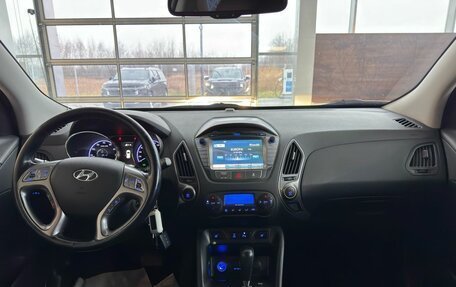 Hyundai ix35 I рестайлинг, 2015 год, 1 300 000 рублей, 22 фотография