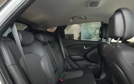 Hyundai ix35 I рестайлинг, 2015 год, 1 300 000 рублей, 28 фотография