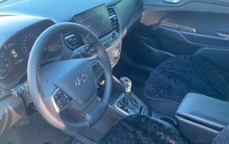 Hyundai Solaris II рестайлинг, 2021 год, 1 550 000 рублей, 6 фотография