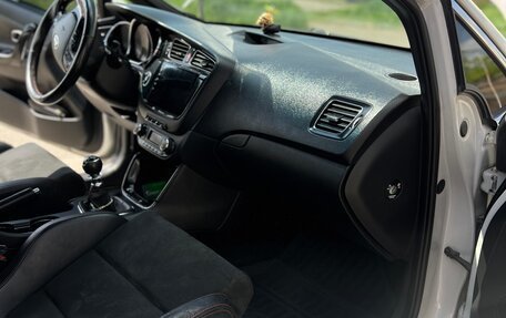 KIA cee'd GT II, 2014 год, 1 210 000 рублей, 12 фотография