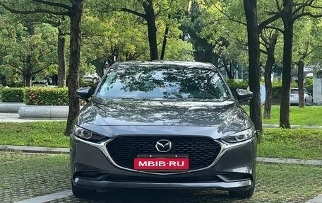 Mazda 3, 2022 год, 1 980 000 рублей, 2 фотография