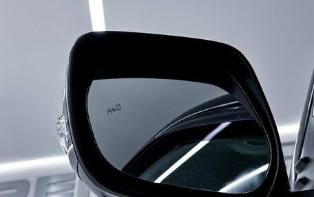 Toyota Land Cruiser Prado 150 рестайлинг 2, 2020 год, 4 750 000 рублей, 8 фотография