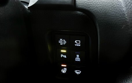 Toyota Land Cruiser Prado 150 рестайлинг 2, 2020 год, 4 750 000 рублей, 17 фотография