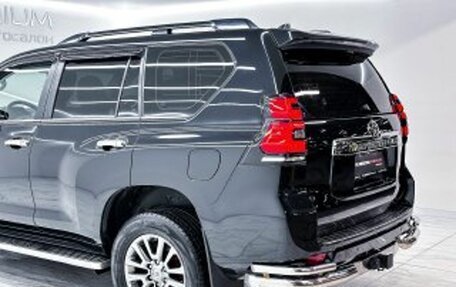 Toyota Land Cruiser Prado 150 рестайлинг 2, 2020 год, 4 750 000 рублей, 31 фотография