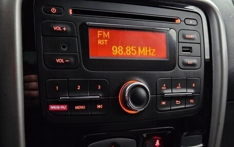 Renault Duster I рестайлинг, 2014 год, 890 000 рублей, 13 фотография