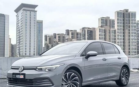 Volkswagen Golf VIII, 2023 год, 1 980 332 рублей, 1 фотография