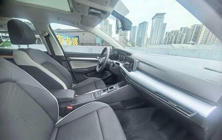 Volkswagen Golf VIII, 2023 год, 1 980 332 рублей, 6 фотография