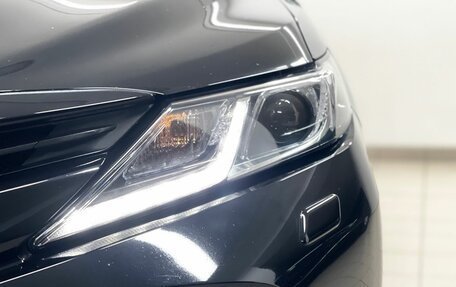 Toyota Camry, 2018 год, 2 700 000 рублей, 8 фотография