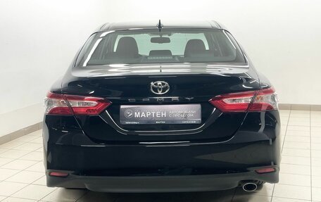 Toyota Camry, 2018 год, 2 700 000 рублей, 5 фотография