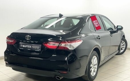Toyota Camry, 2018 год, 2 700 000 рублей, 4 фотография