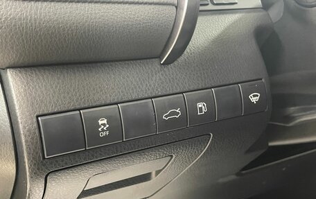 Toyota Camry, 2018 год, 2 700 000 рублей, 18 фотография