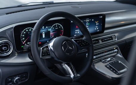 Mercedes-Benz V-Класс, 2025 год, 13 990 000 рублей, 18 фотография