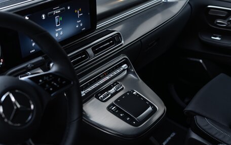 Mercedes-Benz V-Класс, 2025 год, 13 990 000 рублей, 19 фотография