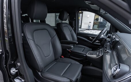 Mercedes-Benz V-Класс, 2025 год, 13 990 000 рублей, 30 фотография