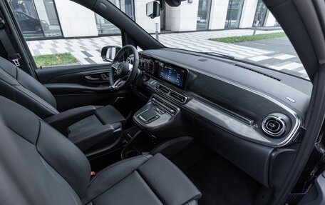 Mercedes-Benz V-Класс, 2025 год, 13 990 000 рублей, 29 фотография