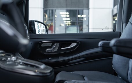 Mercedes-Benz V-Класс, 2025 год, 13 990 000 рублей, 21 фотография