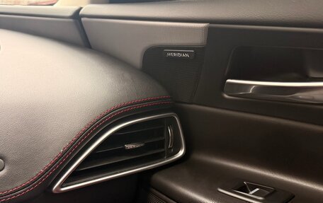 Jaguar XE I рестайлинг, 2018 год, 2 400 000 рублей, 13 фотография