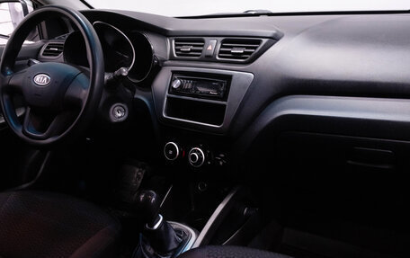 KIA Rio III рестайлинг, 2012 год, 849 000 рублей, 17 фотография