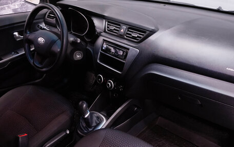 KIA Rio III рестайлинг, 2012 год, 849 000 рублей, 10 фотография