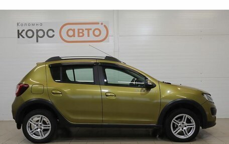 Renault Sandero II рестайлинг, 2015 год, 999 000 рублей, 4 фотография