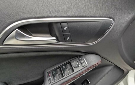 Mercedes-Benz CLA, 2019 год, 2 335 000 рублей, 9 фотография