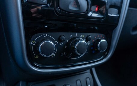 Renault Duster I рестайлинг, 2012 год, 699 000 рублей, 17 фотография