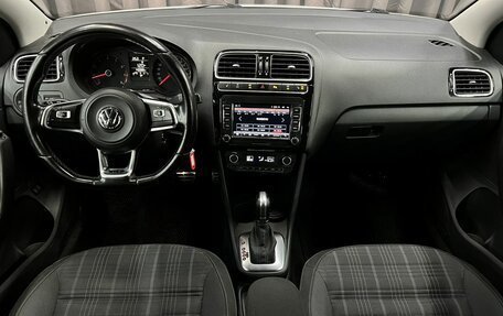 Volkswagen Polo VI (EU Market), 2017 год, 1 179 900 рублей, 10 фотография