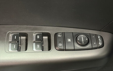 KIA Sportage IV рестайлинг, 2019 год, 2 140 000 рублей, 20 фотография