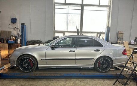 Mercedes-Benz E-Класс, 2004 год, 1 500 000 рублей, 8 фотография