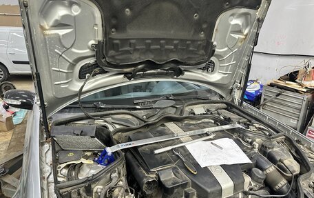 Mercedes-Benz E-Класс, 2004 год, 1 500 000 рублей, 9 фотография