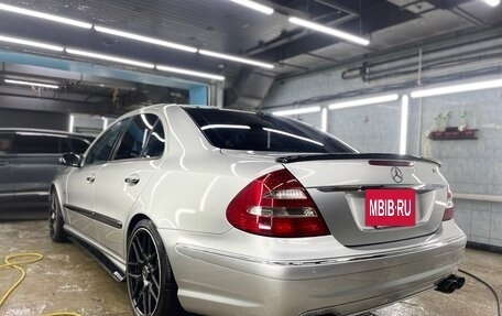 Mercedes-Benz E-Класс, 2004 год, 1 500 000 рублей, 6 фотография