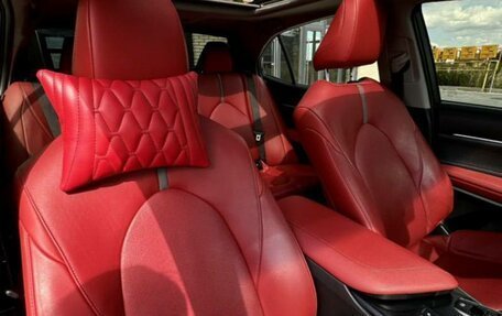 Toyota Camry, 2019 год, 1 850 000 рублей, 8 фотография