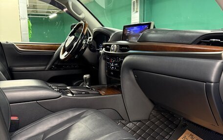 Lexus LX III, 2015 год, 6 900 000 рублей, 11 фотография